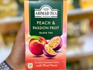 چای احمد Ahmad Tea با طعم هلو و  پشن فروت Peach & Passion Fruit پک 20 تایی