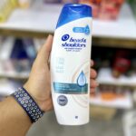 شامپو ضد شوره هد اند شولدرز(head&shoulders) مناسب موهای مرطوب