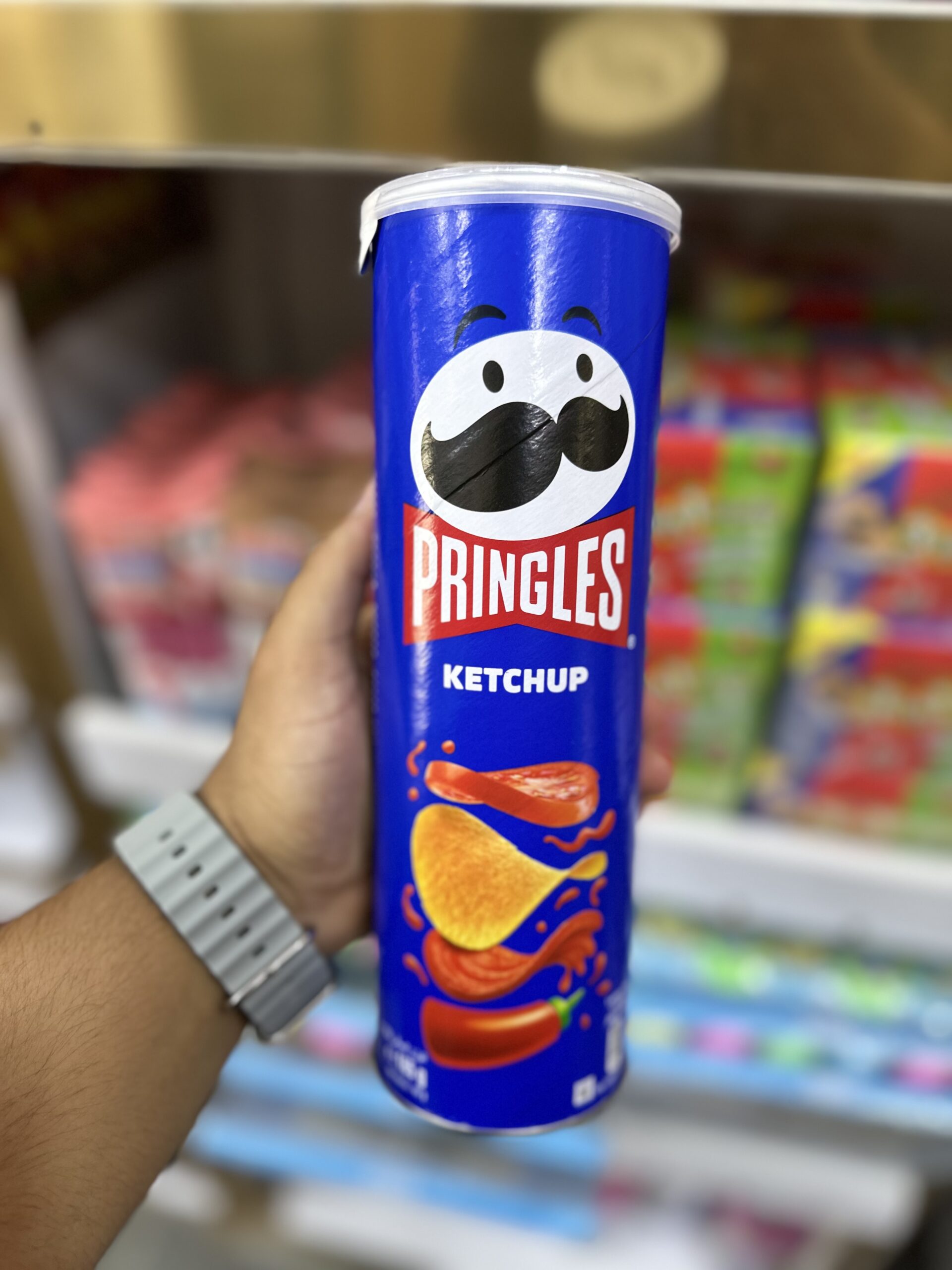 چیپس پرینگلز pringles مدل کچاپ ketchup وزن 165 گرم