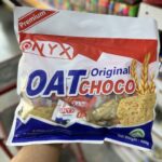 شکلات غلات اوت چوکو Oat choco مدل london delights وزن 400 گرمی