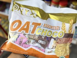 شکلات غلات اوت چوکو سه طعم Oat choco assorted مدل onyx وزن 400 گرمی