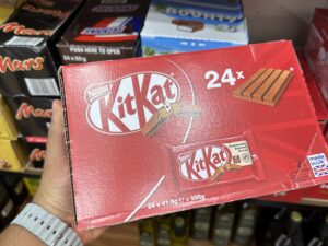 24 عدد شکلات کیت کت 4 انگشتی وزن 41.5 گرم