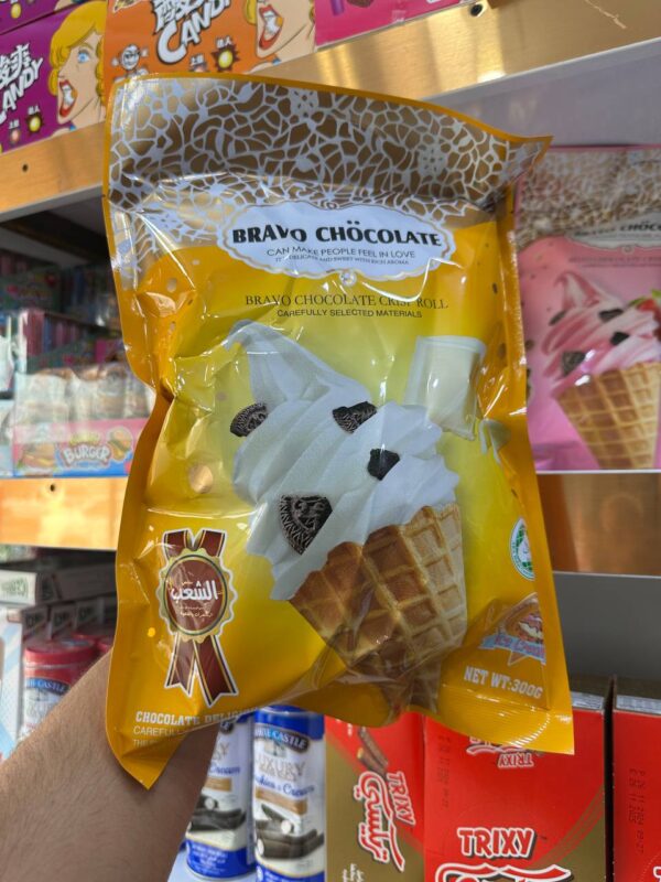 بیسکویت قیفی براوو چاکلت BRAVO CHOCOLATE مدل شکلات سفید White Chocolate وزن 300 گرم