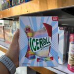 بستنی رولی لواشکی آیس رول Ice Roll مدل توت فرنگی Strawberries پک 10 عددی وزن 150 گرم